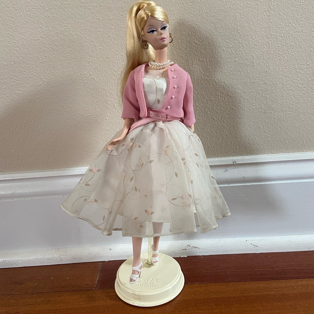 Lingerie Barbie 2000 Silkstone Blonde Fashion Model